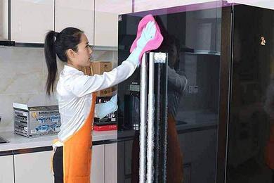 大連旅順口家政服務(wù)公司:保姆、月嫂、保潔+誠(chéng)信為本